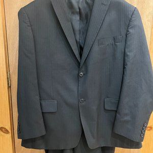 HAGGAR Men's XL Black pinstripe suit